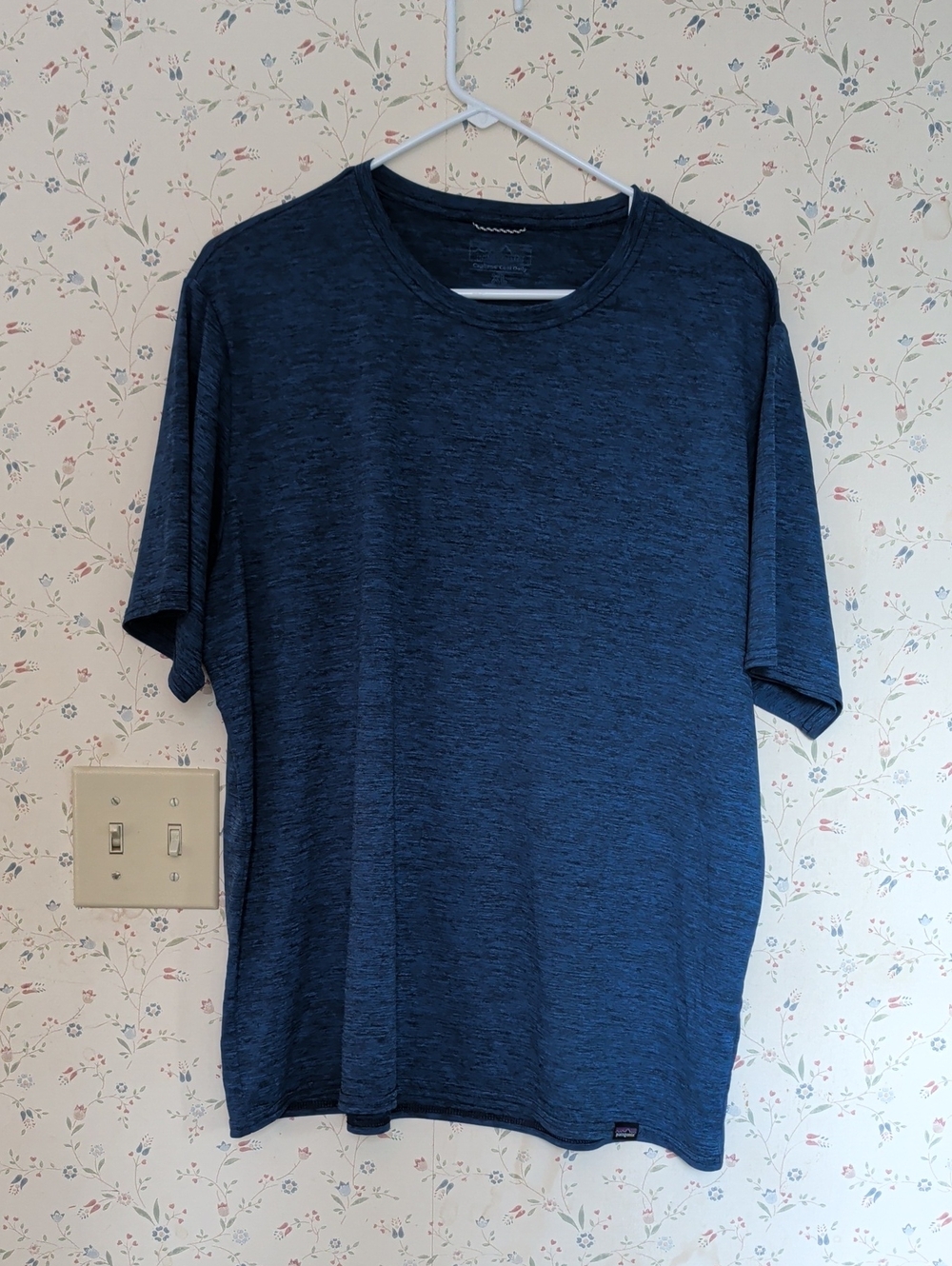 Patagonia Capilene Cool Daily Crew Neck Short Sleeve T-Shirt Navy Black XL
